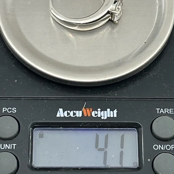 💎 Vintage 925 Sterling Silver Solitaire CZ Ring Size 7 - Picture 16 of 17